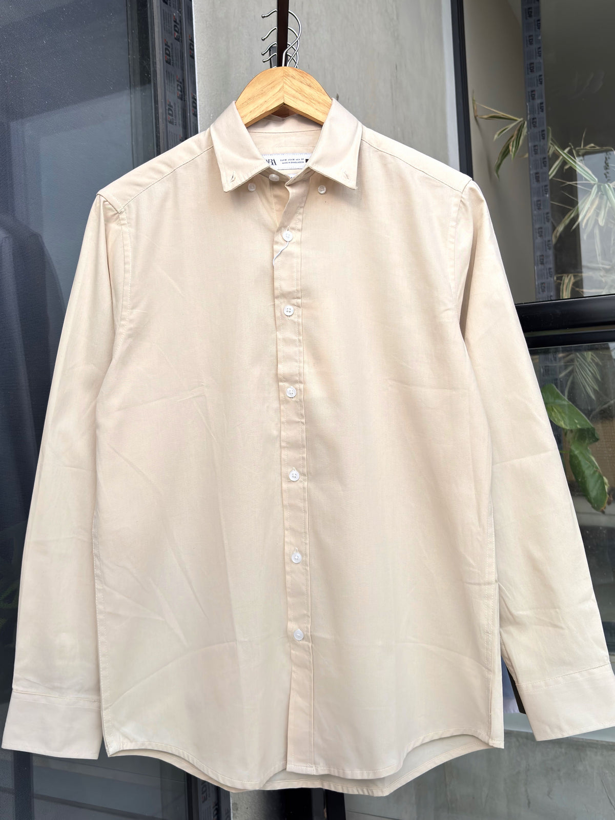 FINIPIQ Oxford (Off-White) Shirt.