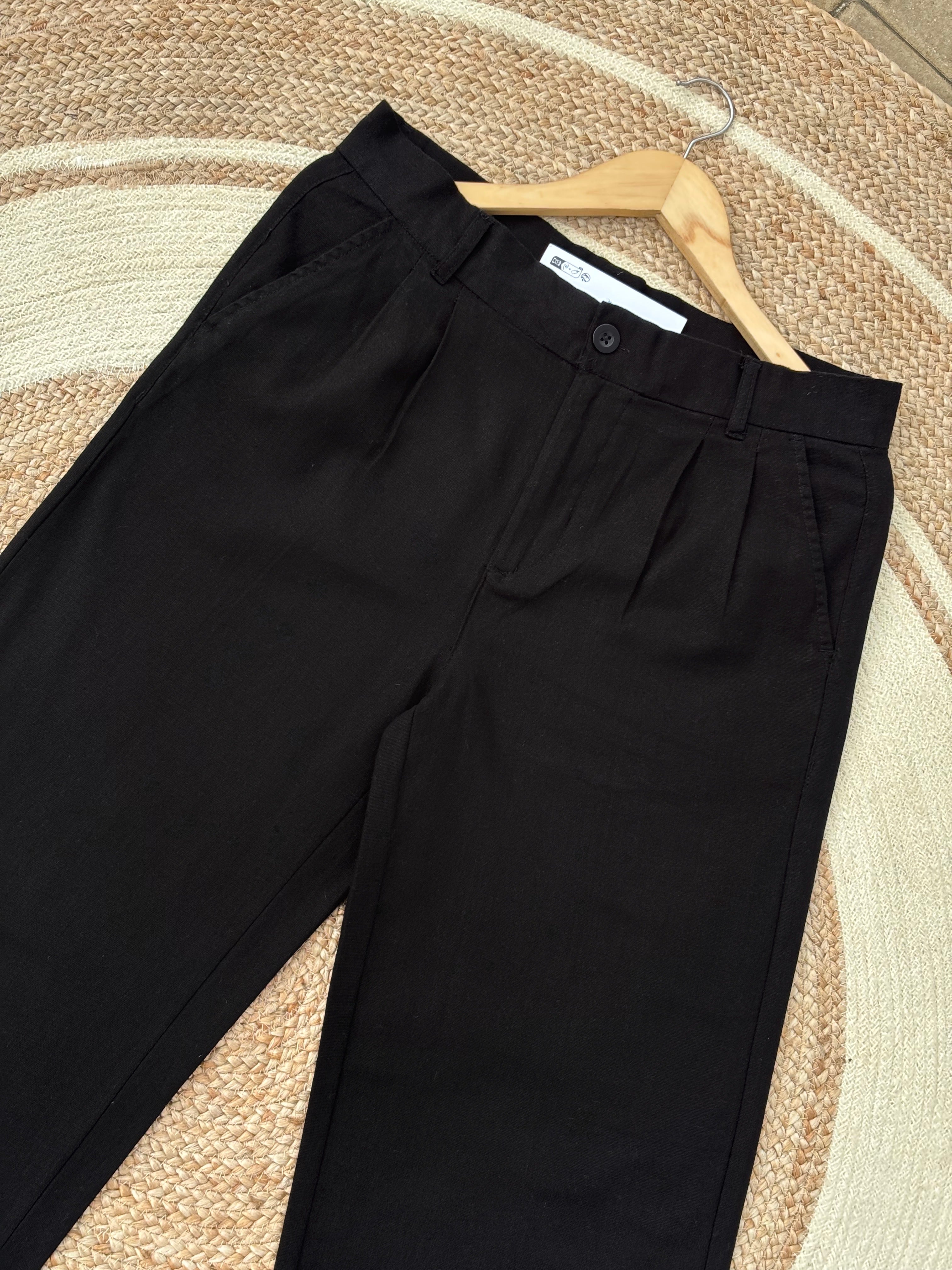 Finipiq Baggy Black Linen Pant.🍃