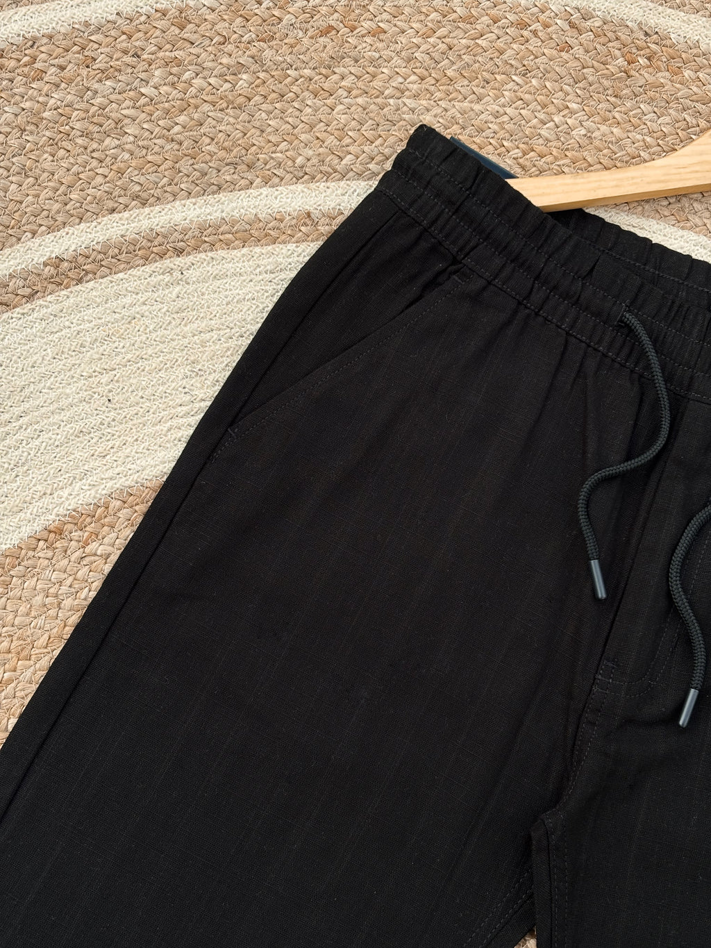 Finipiq- Export Quality Regular fit (Black) Linen pant.