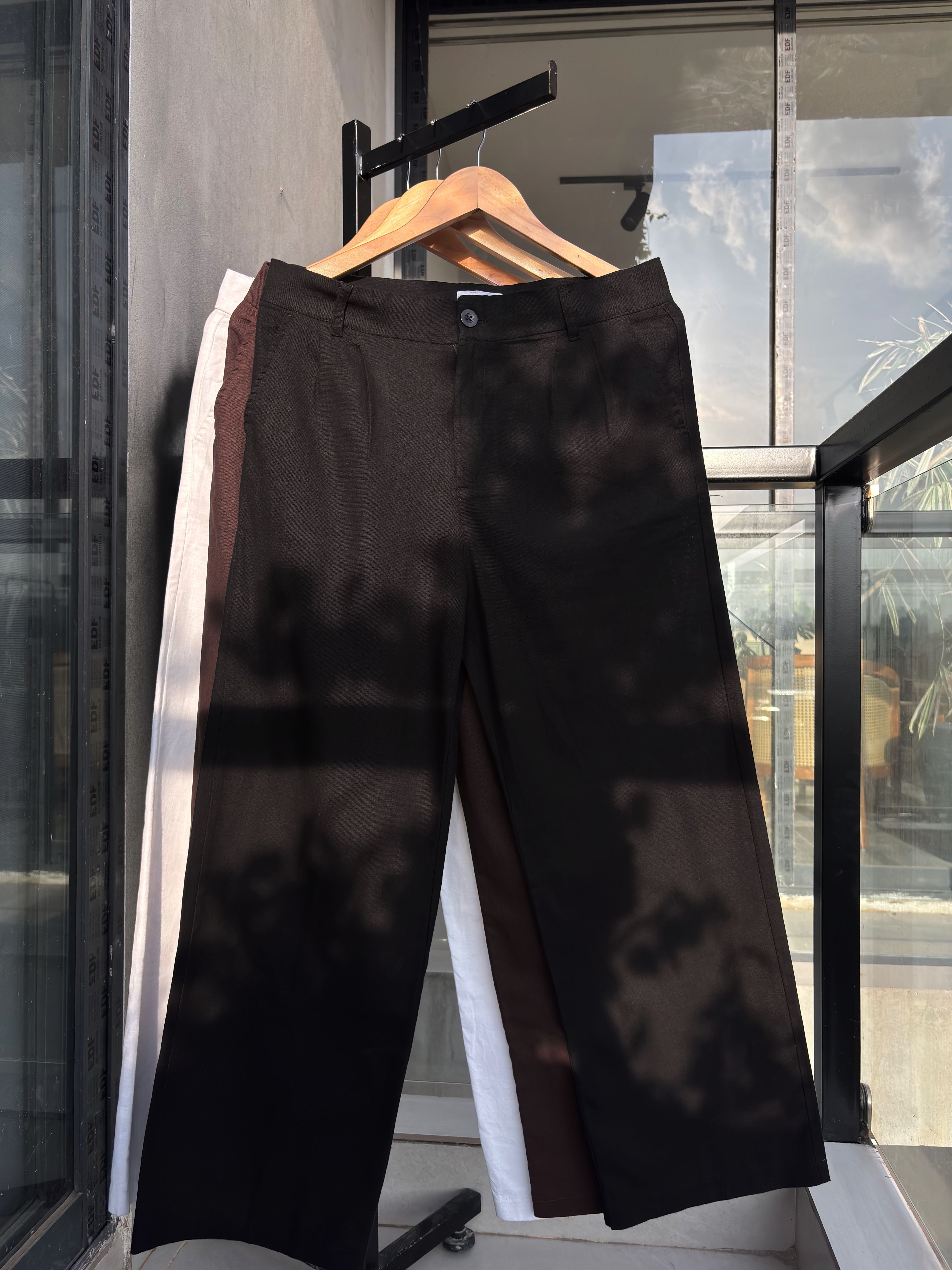 Finipiq Baggy (Black) Linen Pant.🍃