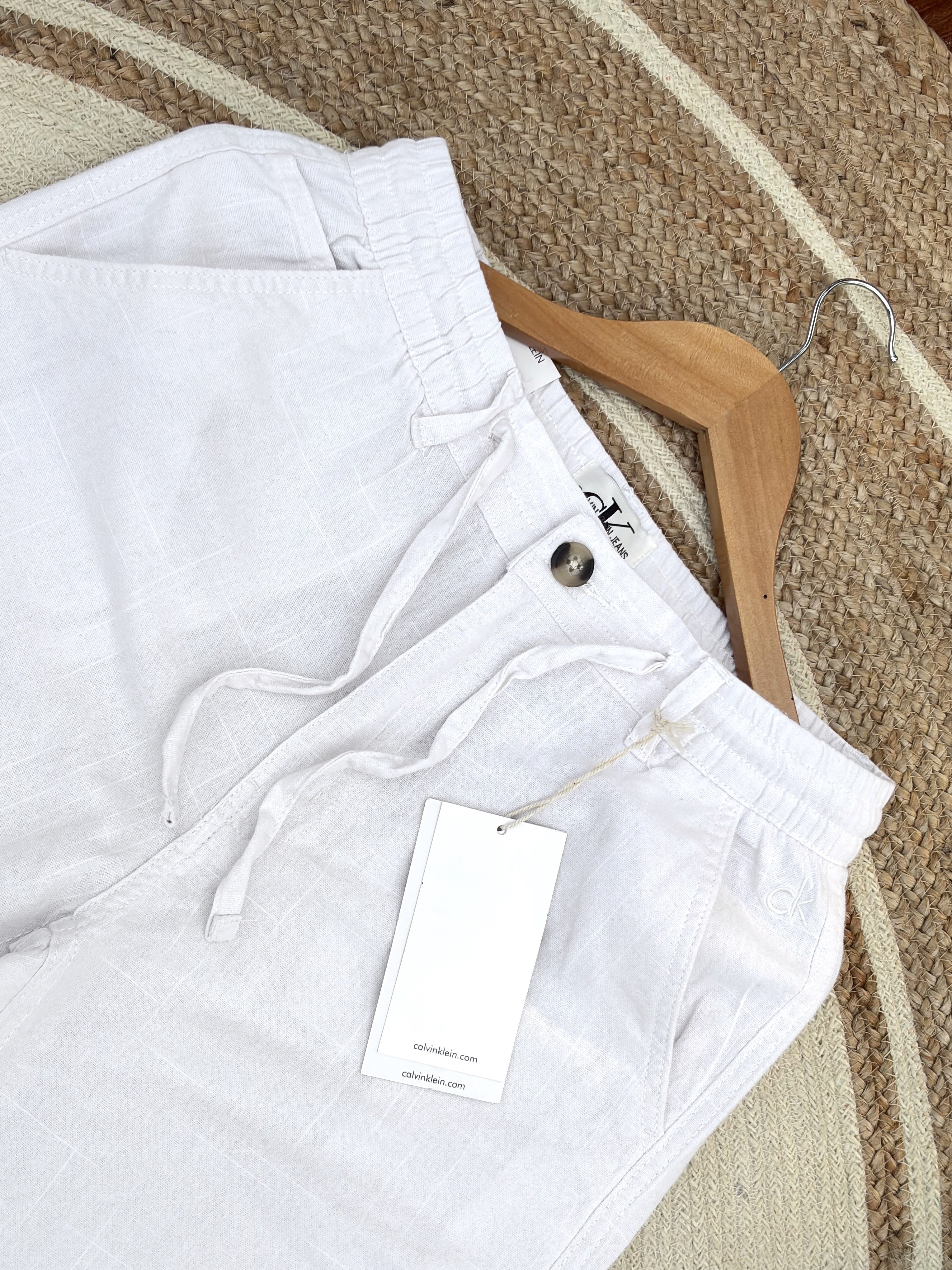 Semi-Baggy White Linen pant