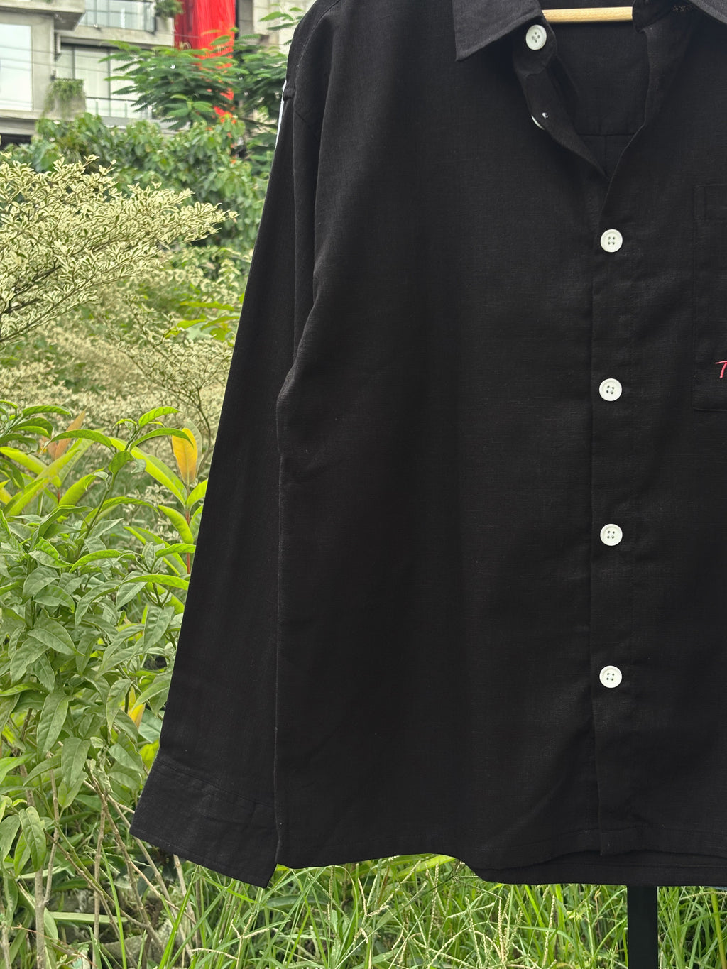 Finipiq (Black) Fancy Linen Boxy shirt.🍃