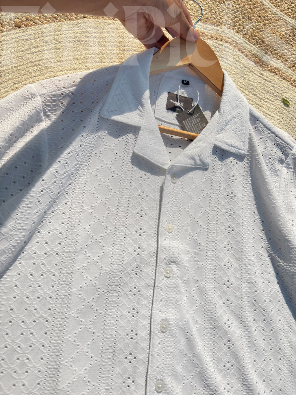 Lace-textured cuban shirt