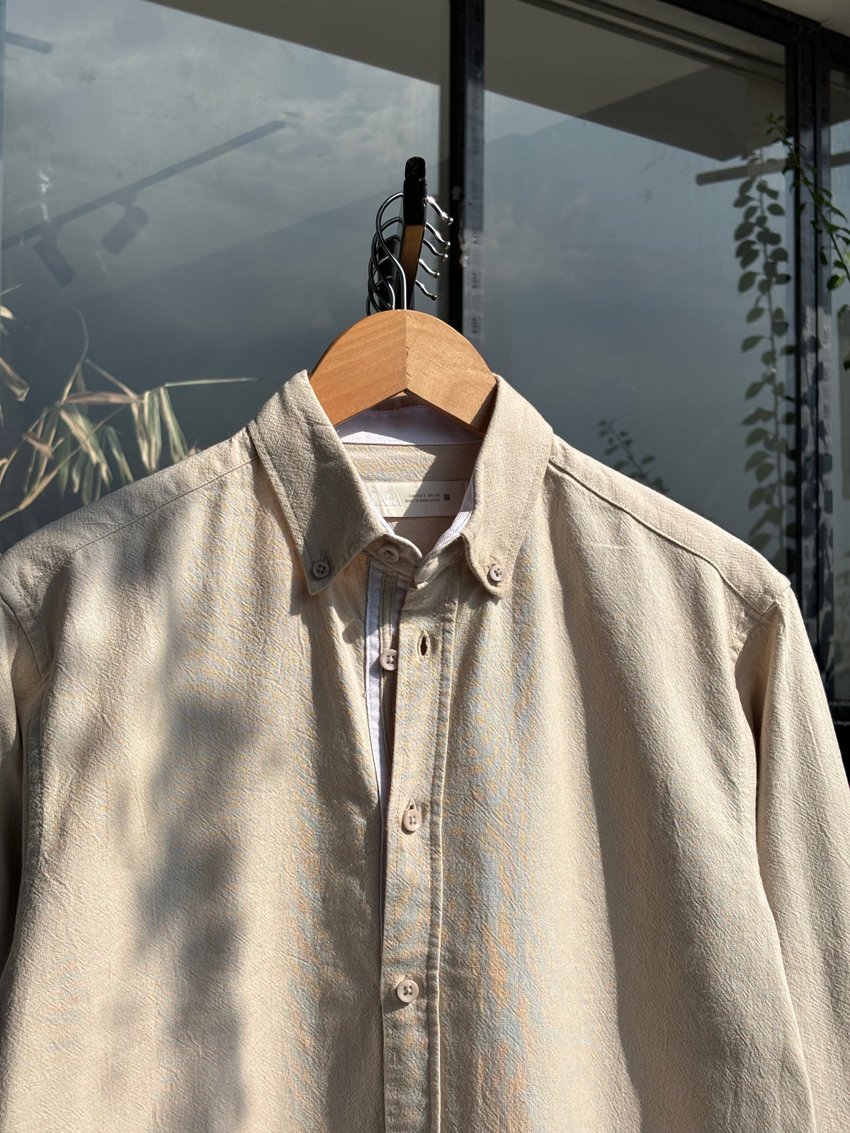 FINIPIQ Signature (Off White) Oxford Shirt.🍂