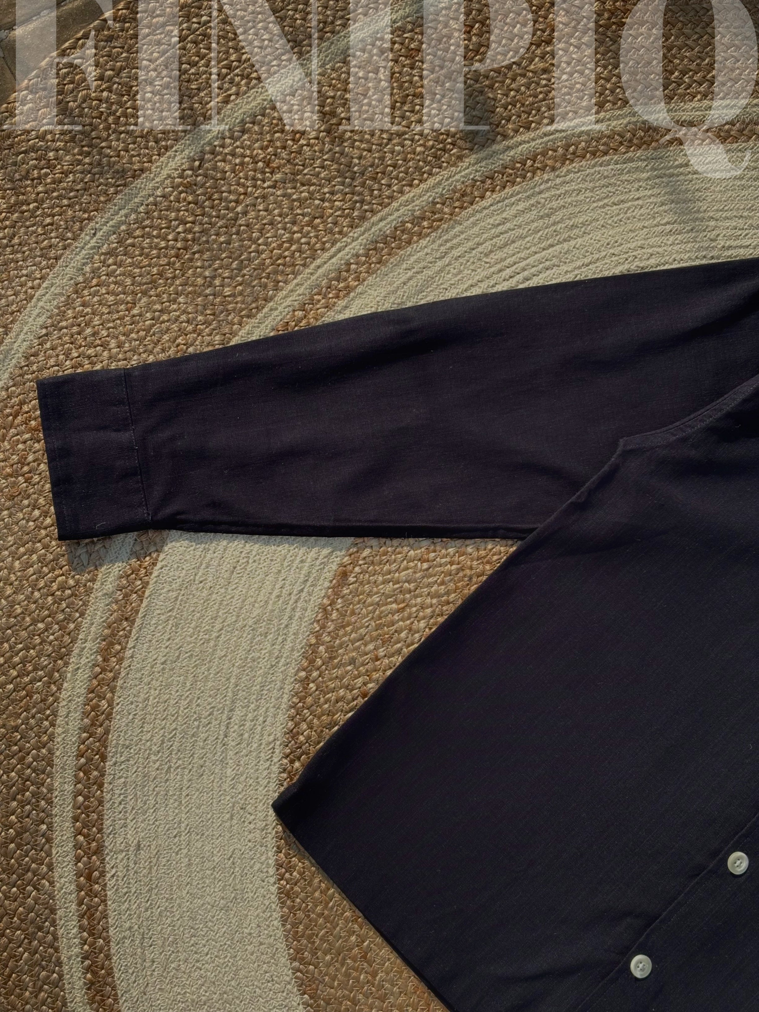 Espresso Fancy Cuban (Navy Blue) Linen Boxy shirt.