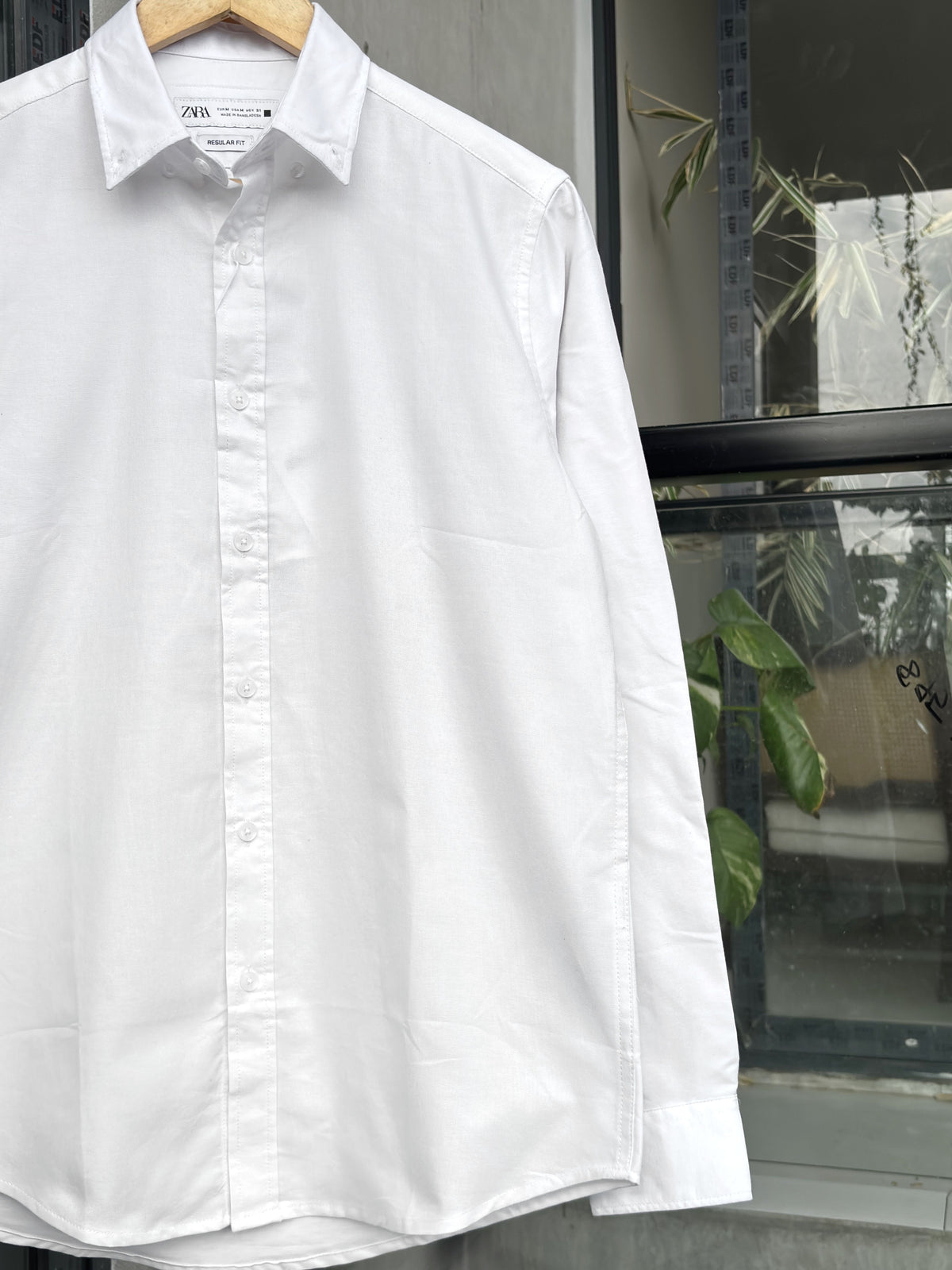 FINIPIQ Oxford (White) Shirt.