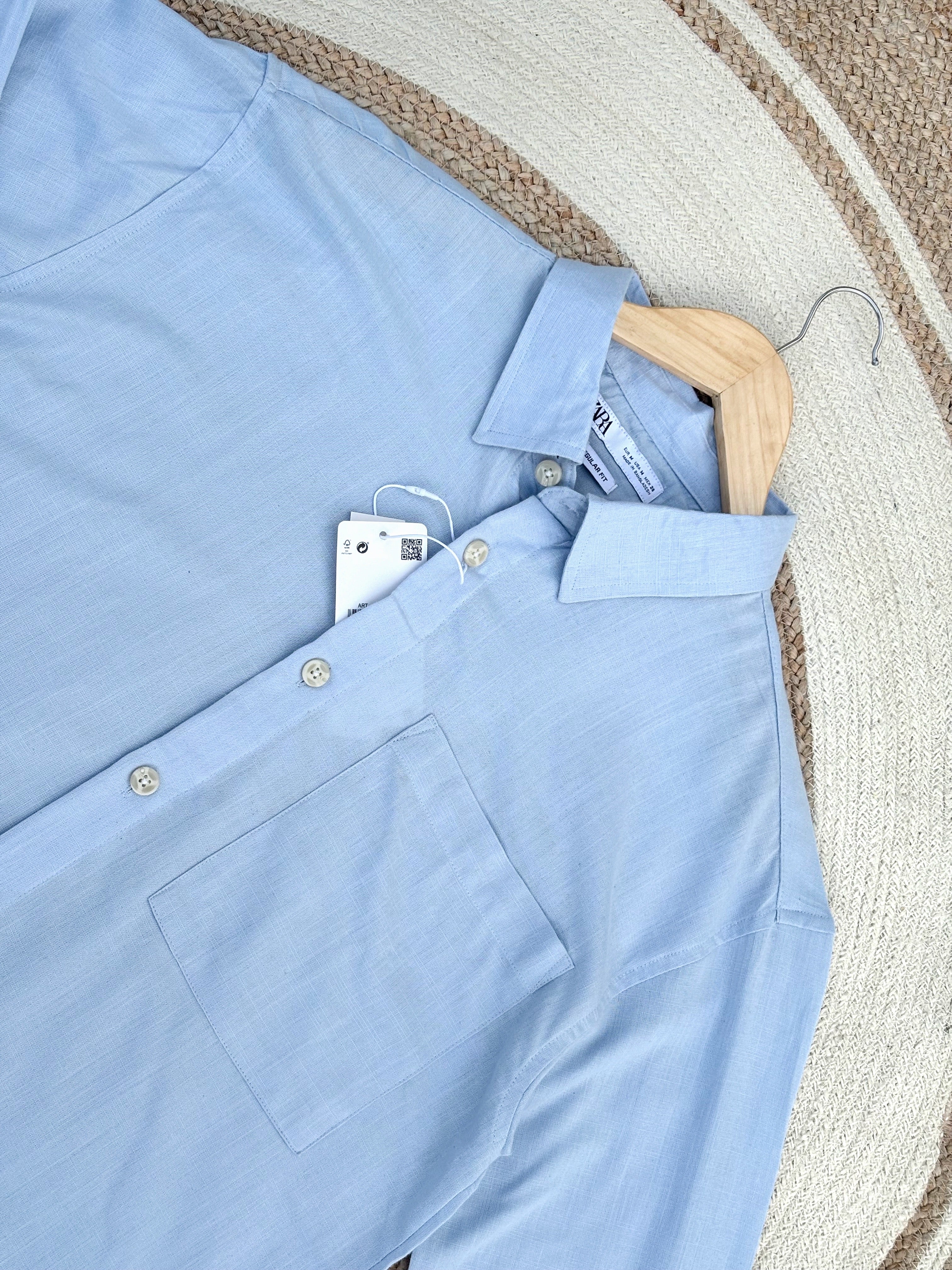 Boxy linen Sky blue shirt