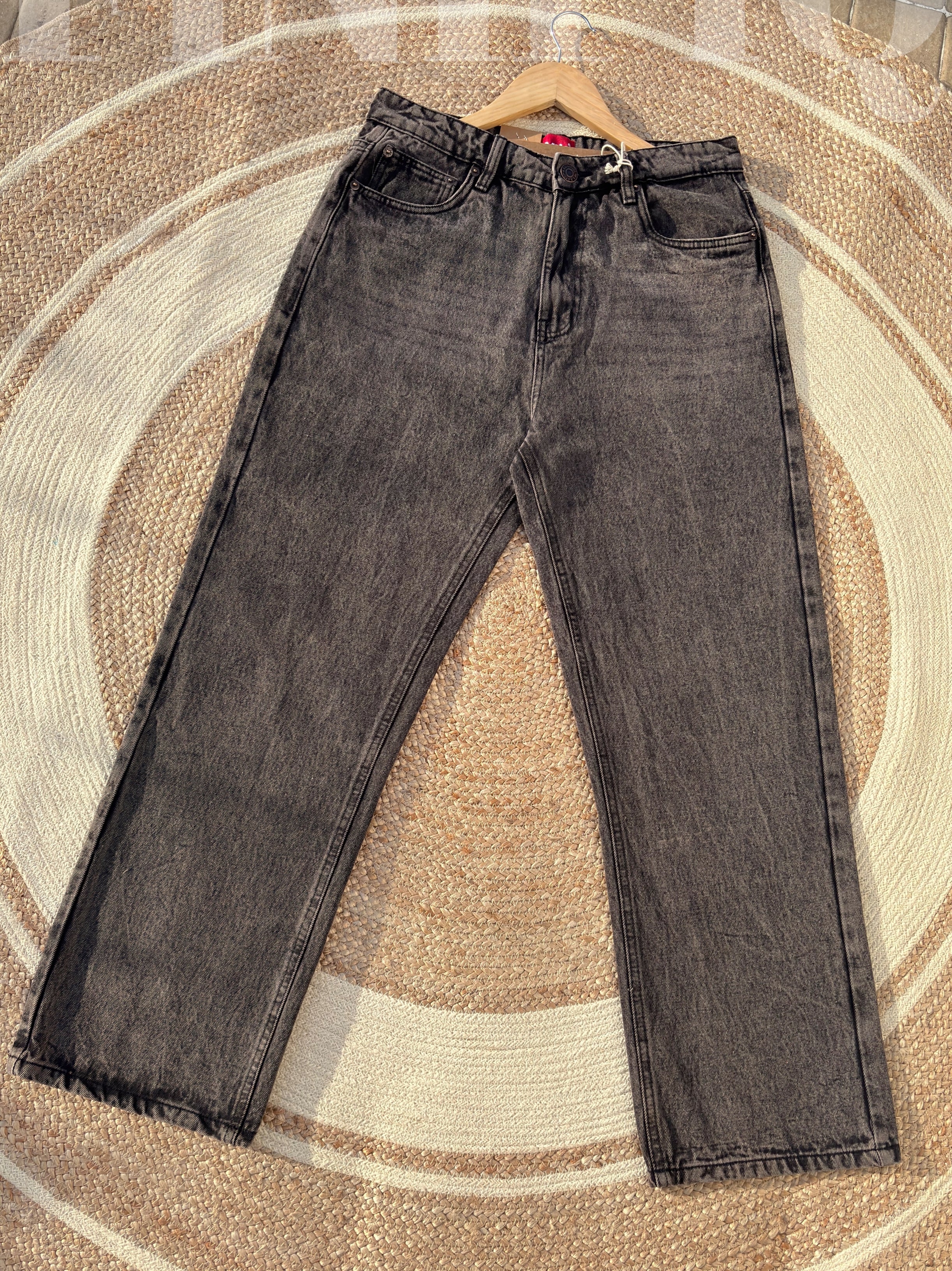 Finipiq 100% Export (Obsidian Wash) semi-baggy denim.🍃