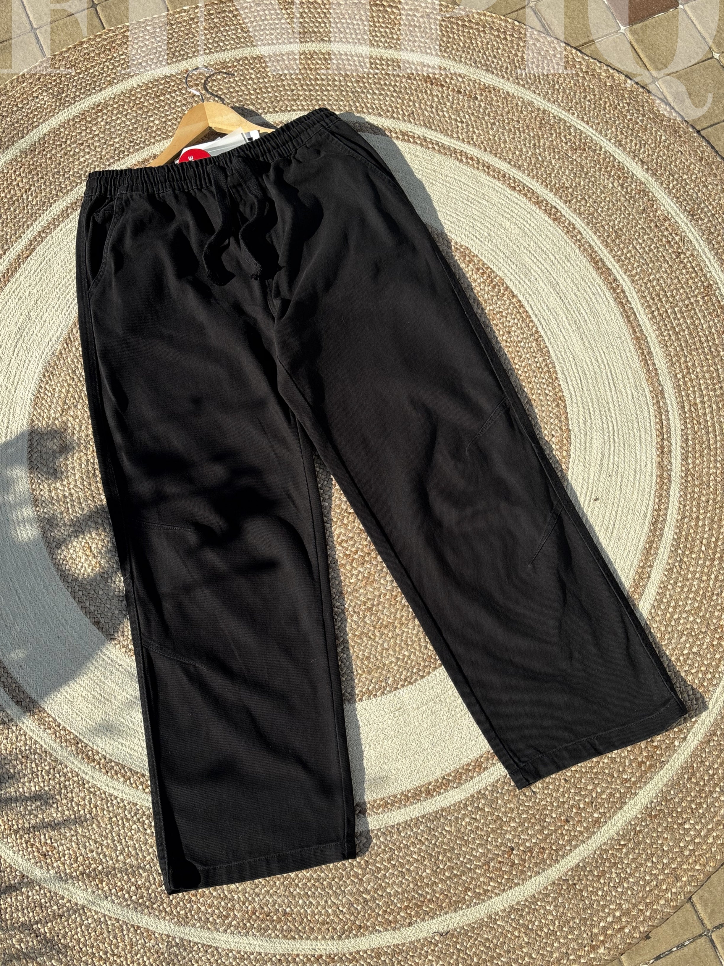 Timeless Finipiq Semi-Baggy Black Drift Gabardine Trouser.🍃